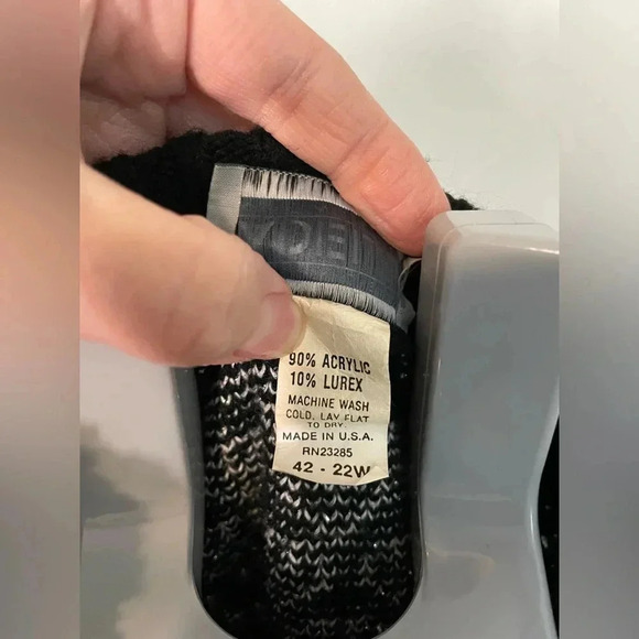 Vintage 80s Adele rose black and silver sweater size 22W Bin 12 - Picture 5 of 12